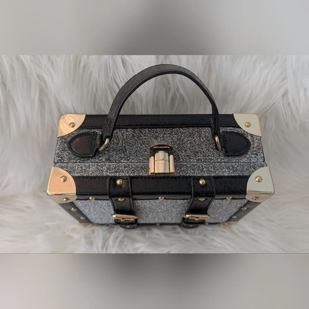 Stylish Black & Gray Trunk-Style Top-Handle Bag - Picture 3 of 16
